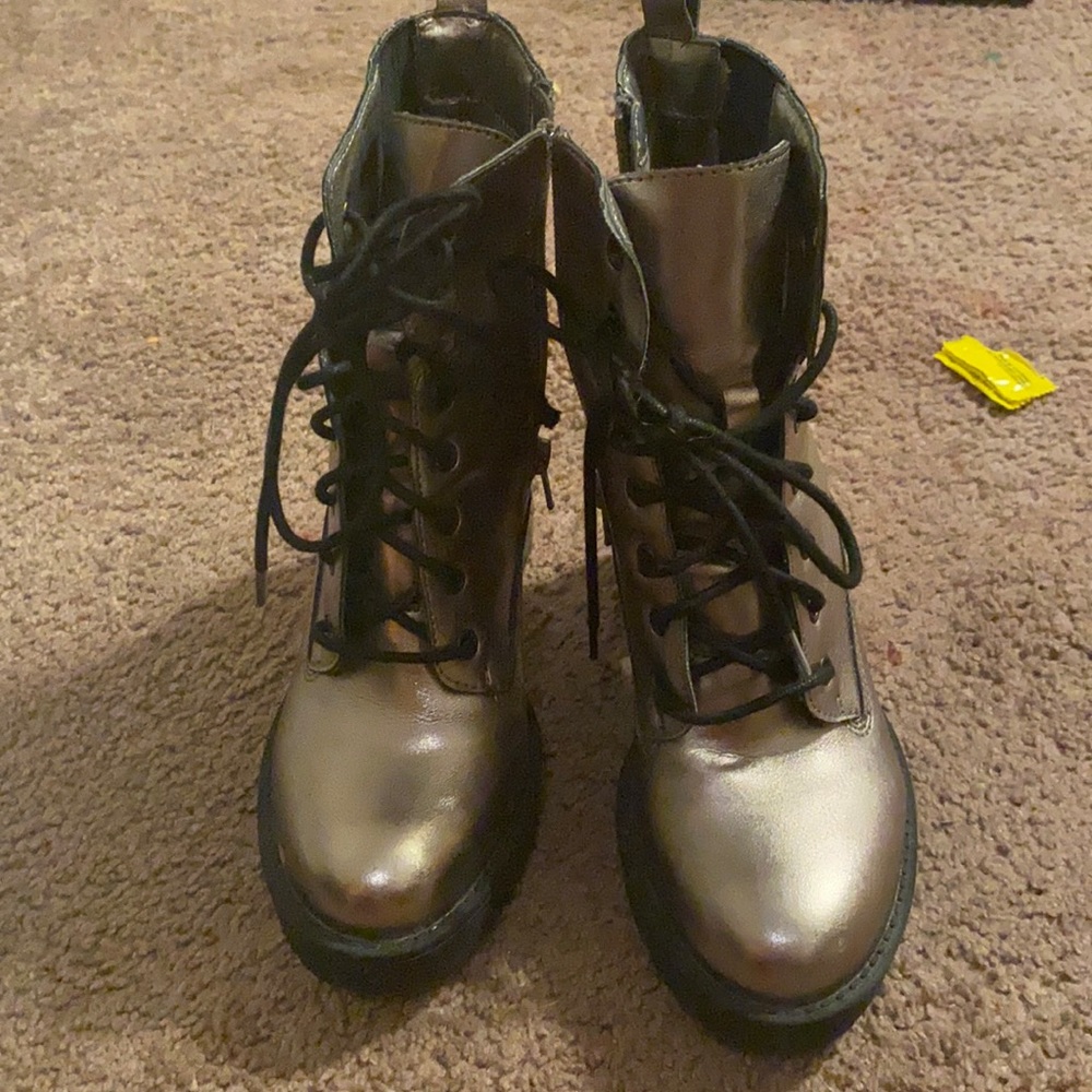 Command Boots - image 2